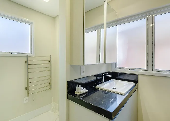 Apto 1 Dorm., Amplo E Todo Equipado, Perto Do Parcão Apartamento