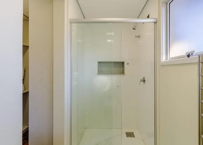 Apto 1 Dorm., Amplo E Todo Equipado, Perto Do Parcão Apartamento Porto Alegre