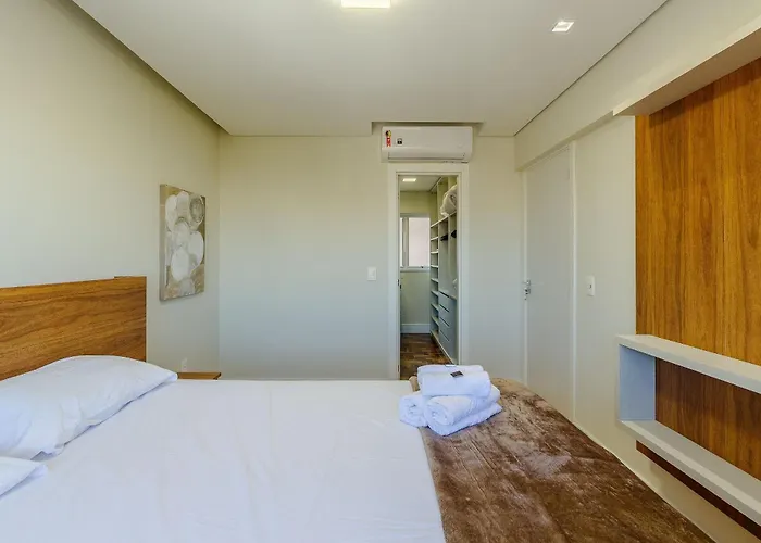 Apto 1 Dorm., Amplo E Todo Equipado, Perto Do Parcão Apartamento Porto Alegre