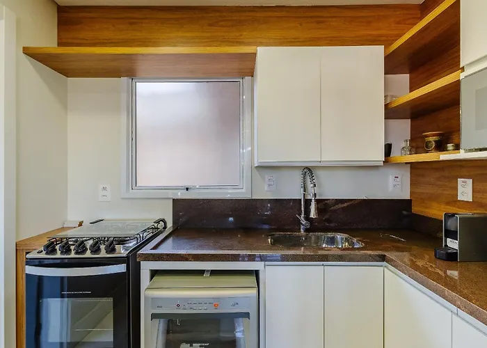 Apto 1 Dorm., Amplo E Todo Equipado, Perto Do Parcão Apartamento Porto Alegre