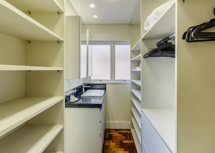 Apto 1 Dorm., Amplo E Todo Equipado, Perto Do Parcão Apartamento