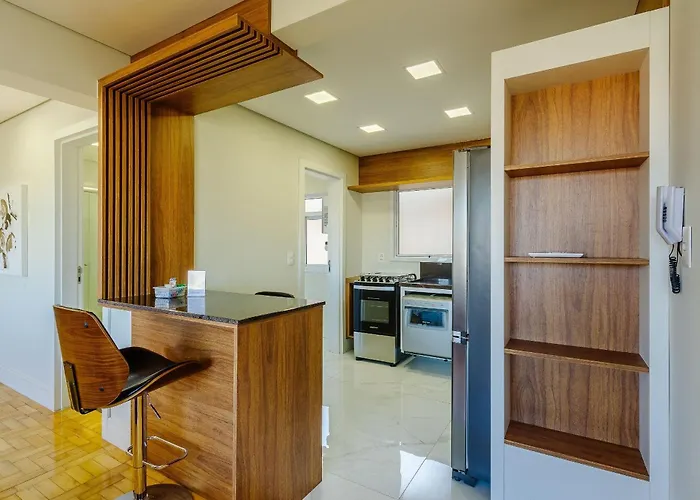 Apto 1 Dorm., Amplo E Todo Equipado, Perto Do Parcão Apartamento Porto Alegre